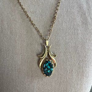 Dainty Gold Tone Blue Turquoise Color Abalone Pendant Costume Fashion Necklace
